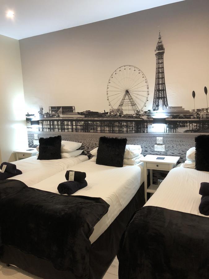 แฮปปี้ รีเทร์น โฮเทล Hotel แบล็คพูล ภายนอก รูปภาพ